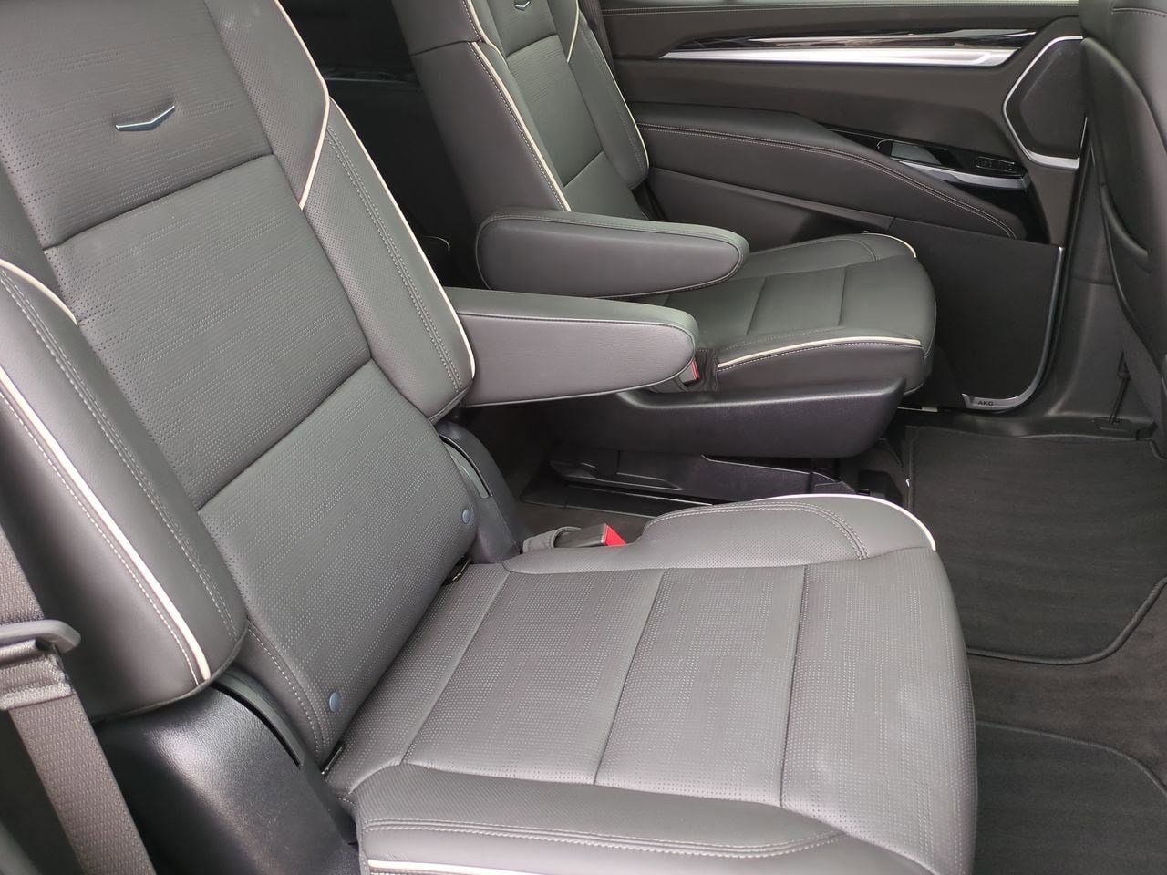 Thumbnail: 2025 Cadillac Escalade - 20