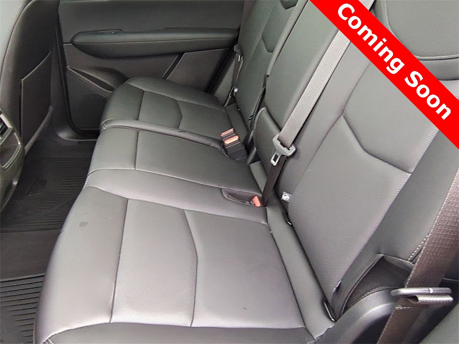 Thumbnail: 2024 Cadillac XT5 - 20