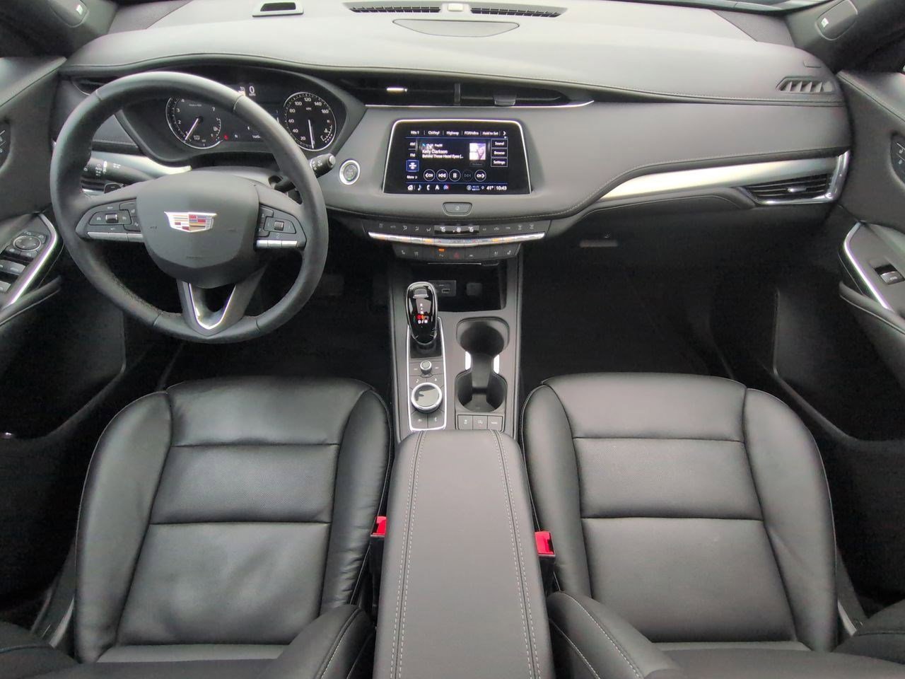 Thumbnail: 2023 Cadillac XT4 - 15