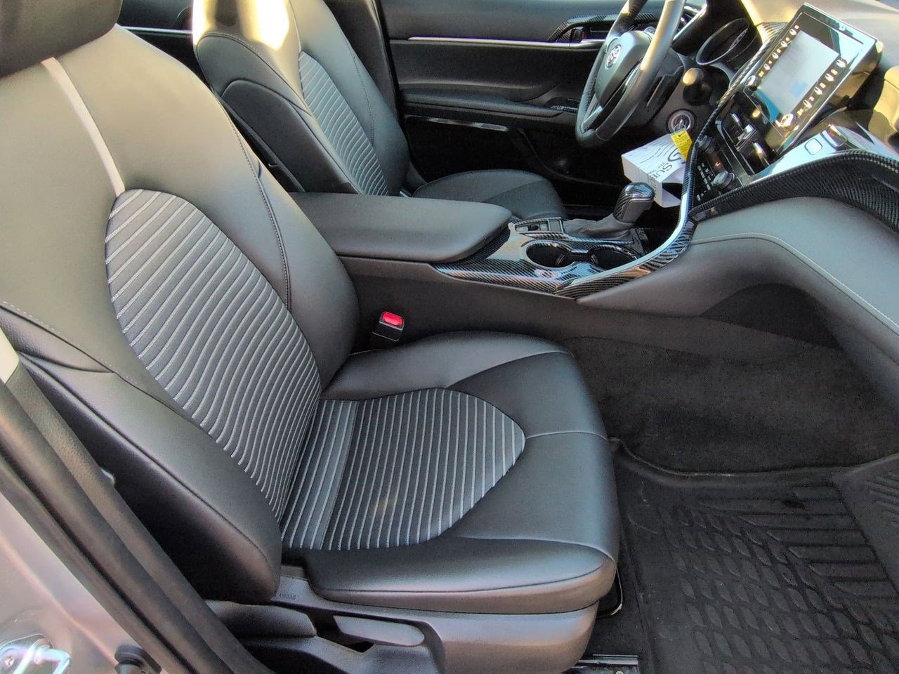 Thumbnail: 2021 Toyota Camry - 20