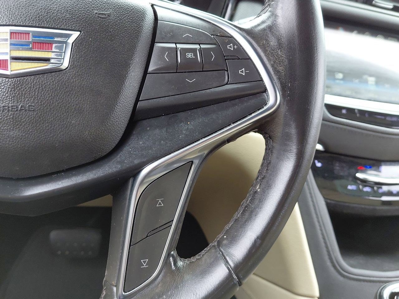 Thumbnail: 2019 Cadillac XT5 - 24