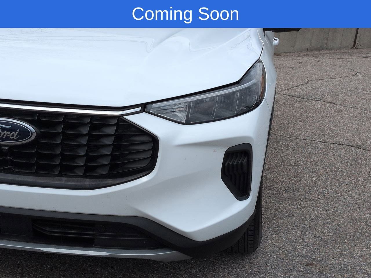 Thumbnail: 2023 Ford Escape - 10