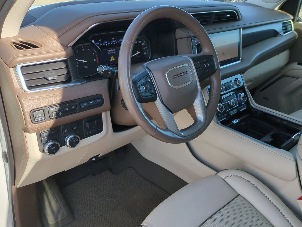 Thumbnail: 2021 GMC Yukon XL - 2