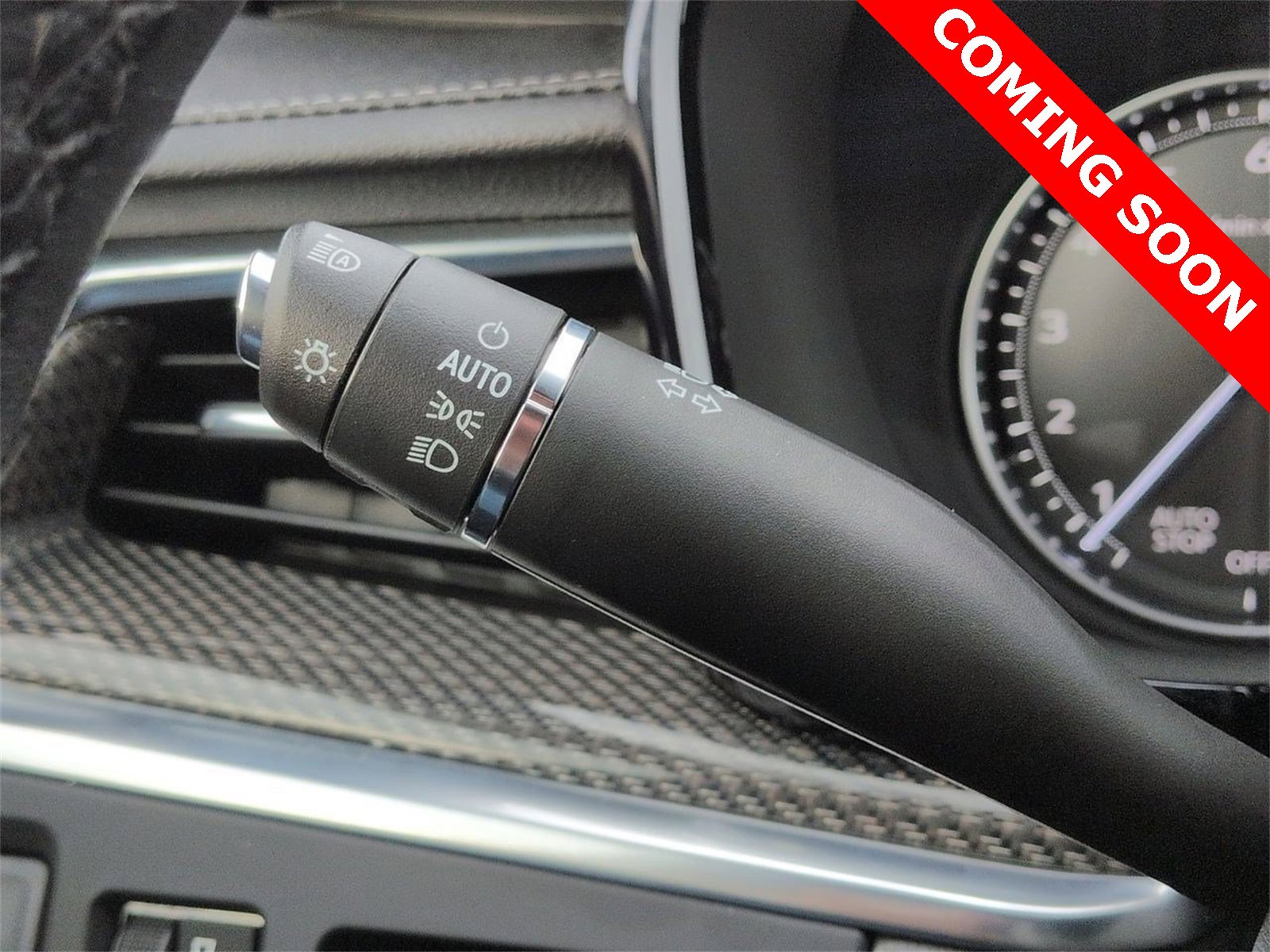 Thumbnail: 2023 Cadillac XT5 - 28