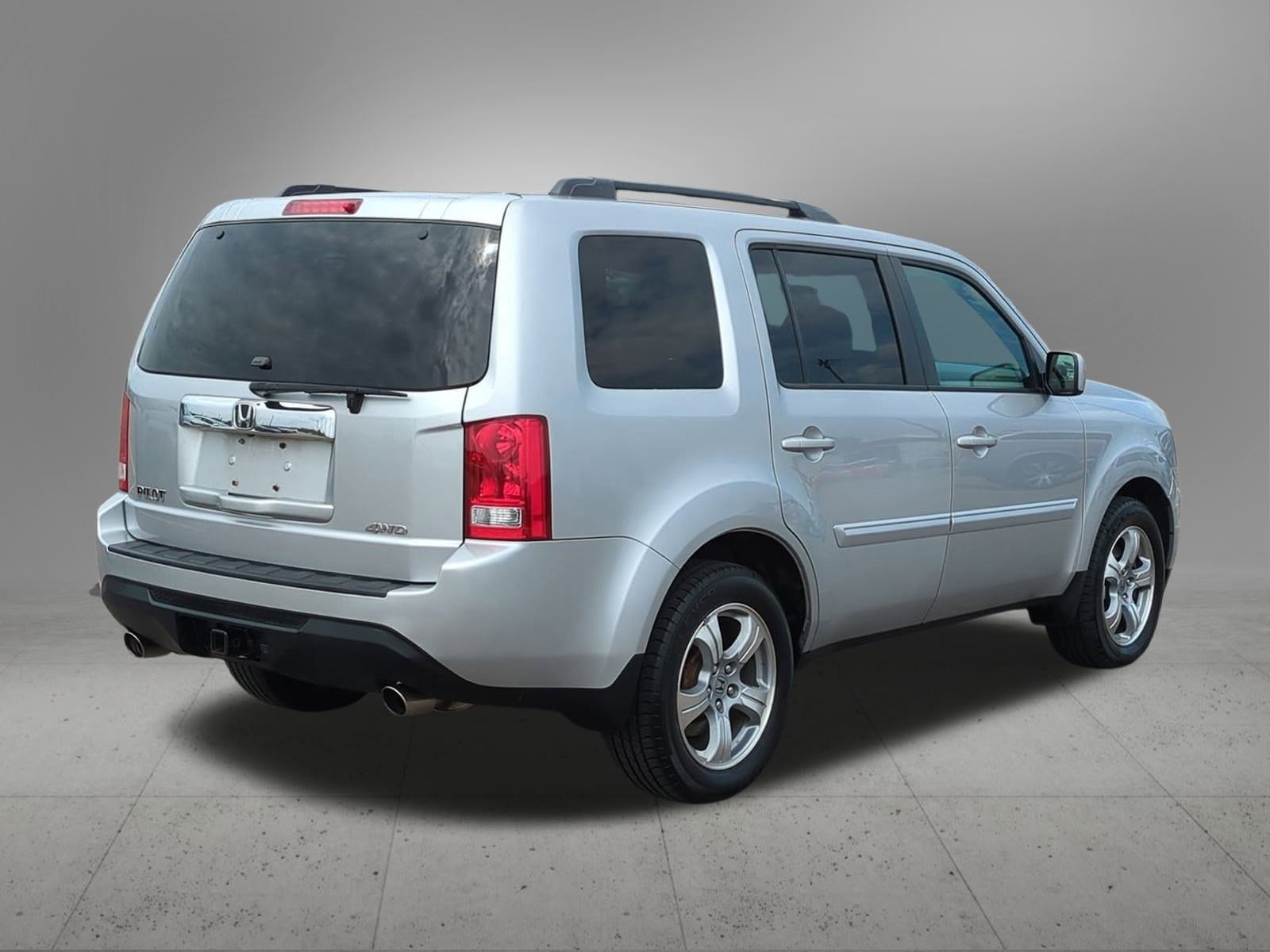 Thumbnail: 2015 Honda Pilot - 6