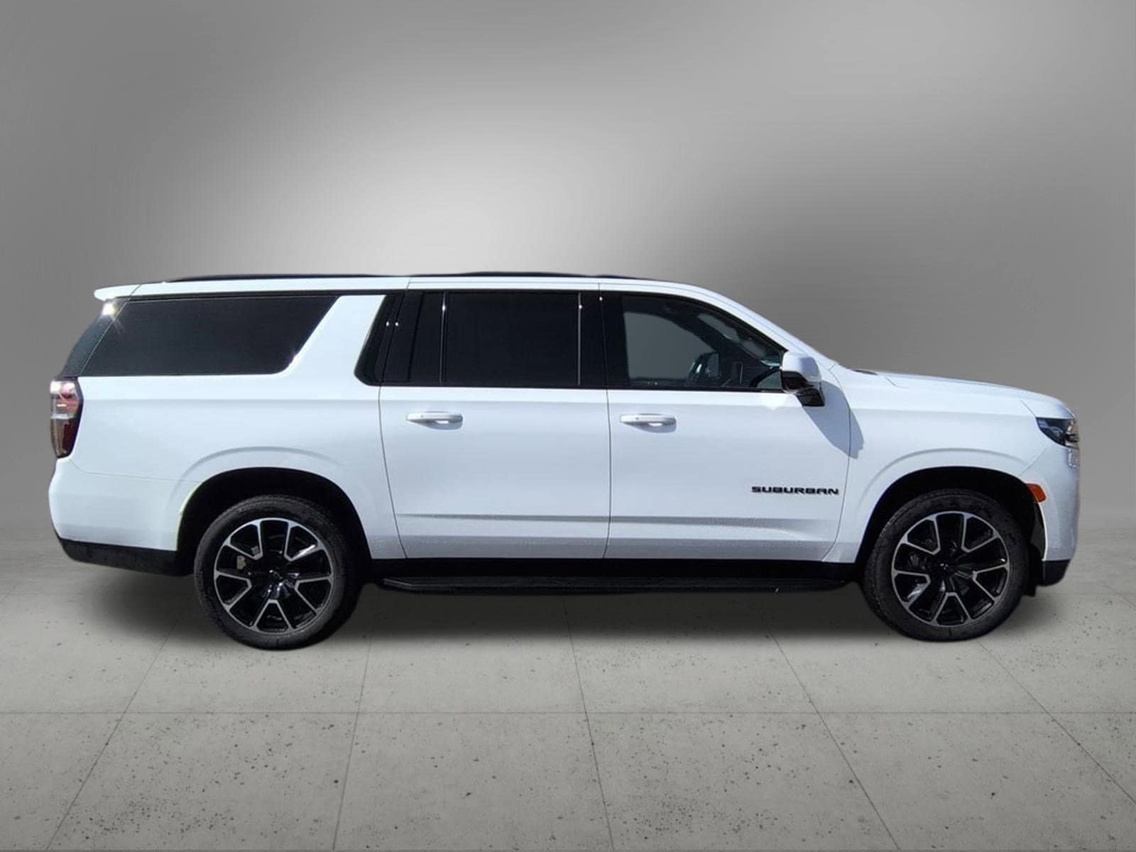 Thumbnail: 2023 Chevrolet Suburban - 7