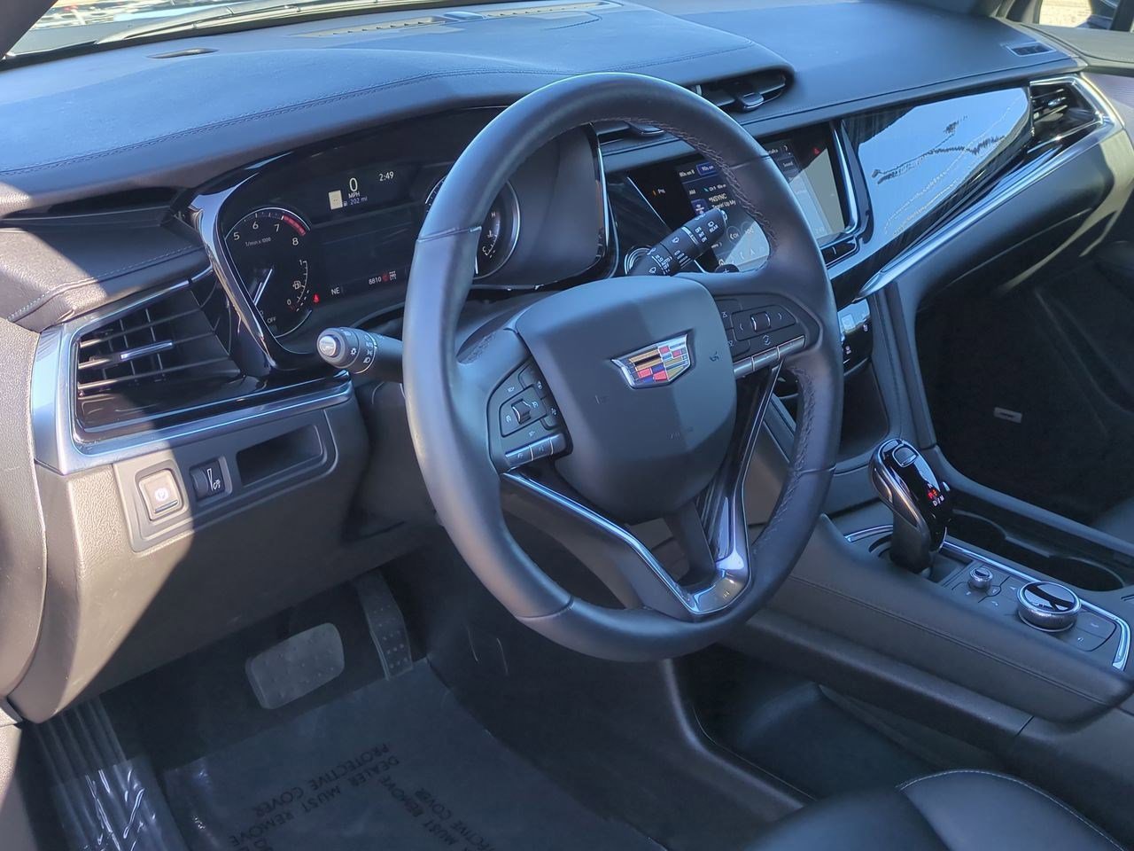 Thumbnail: 2025 Cadillac XT6 - 2