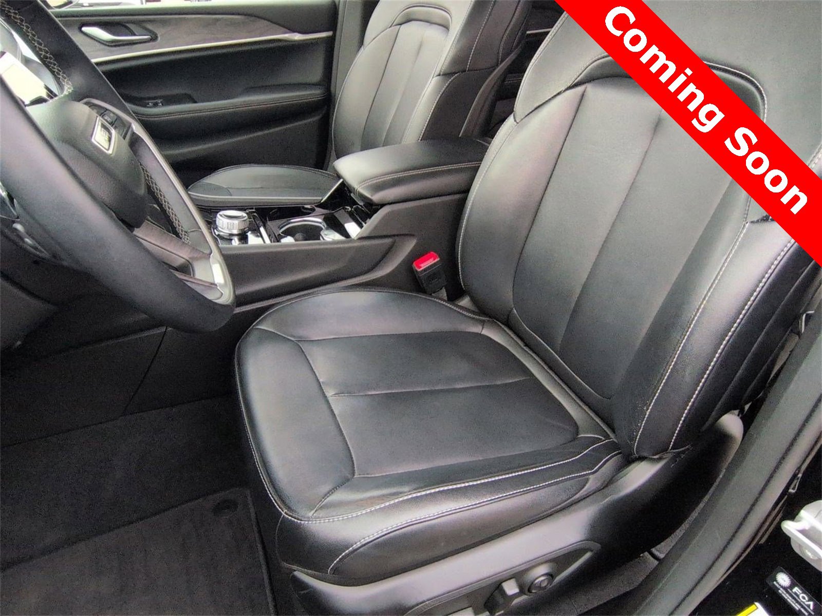 Thumbnail: 2022 Jeep Grand Cherokee - 16