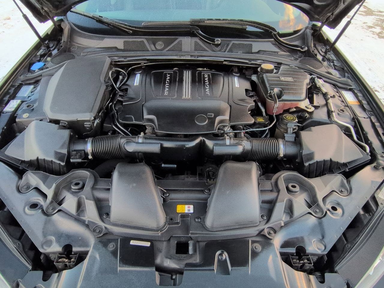 Thumbnail: 2014 Jaguar XF - 11