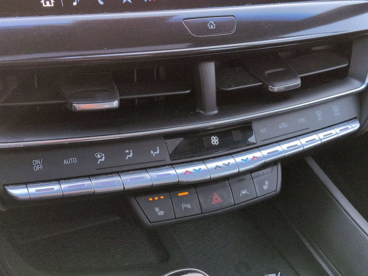 Thumbnail: 2023 Cadillac CT5 - 28