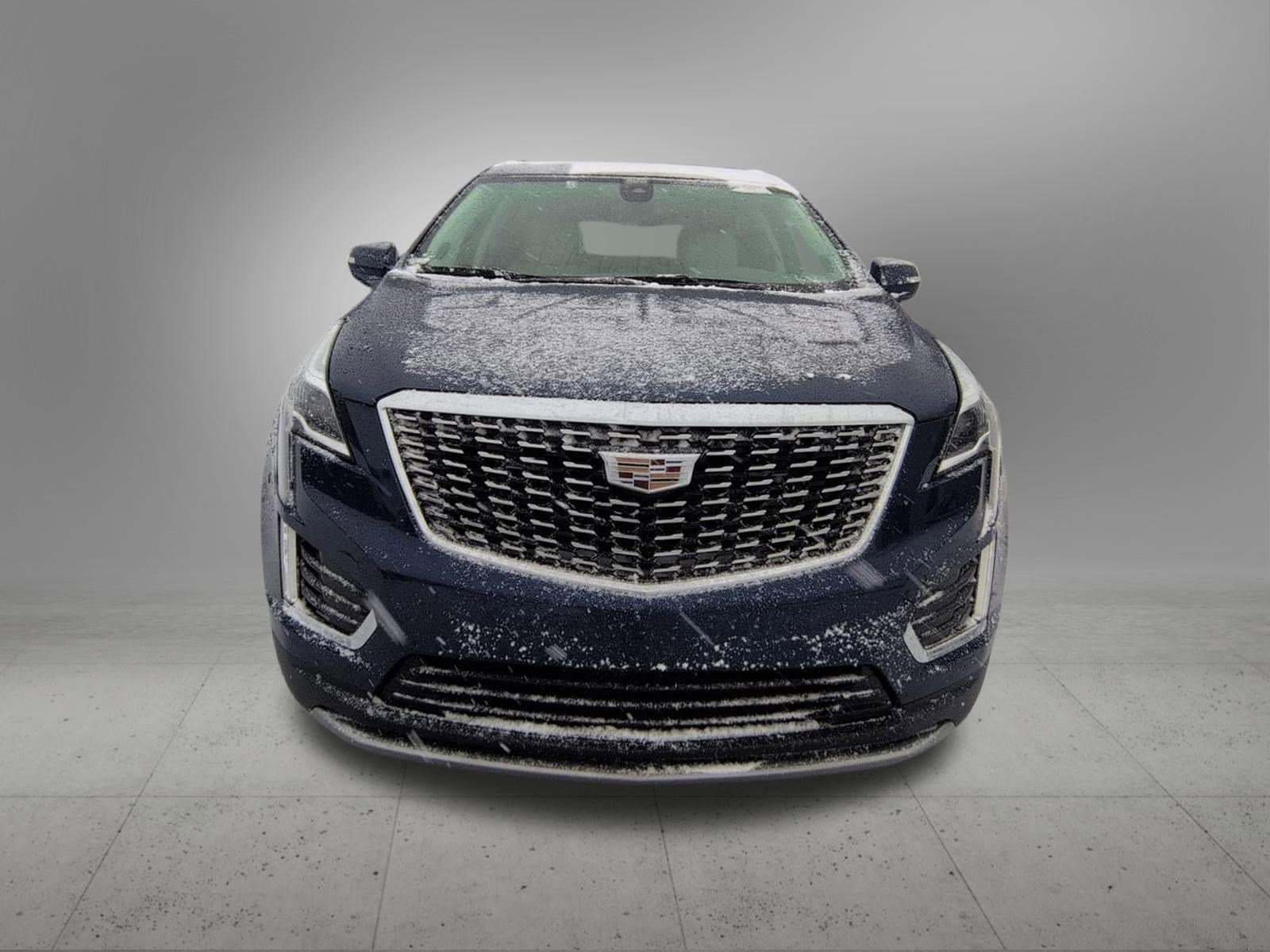 Thumbnail: 2024 Cadillac XT5 - 9