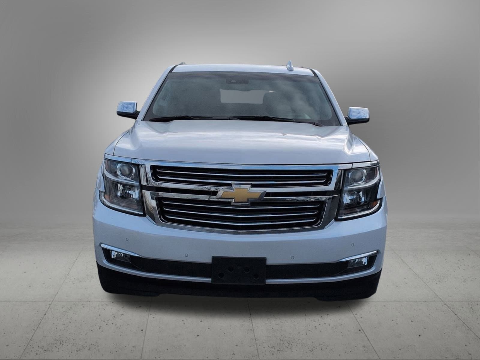 Thumbnail: 2019 Chevrolet Suburban - 9