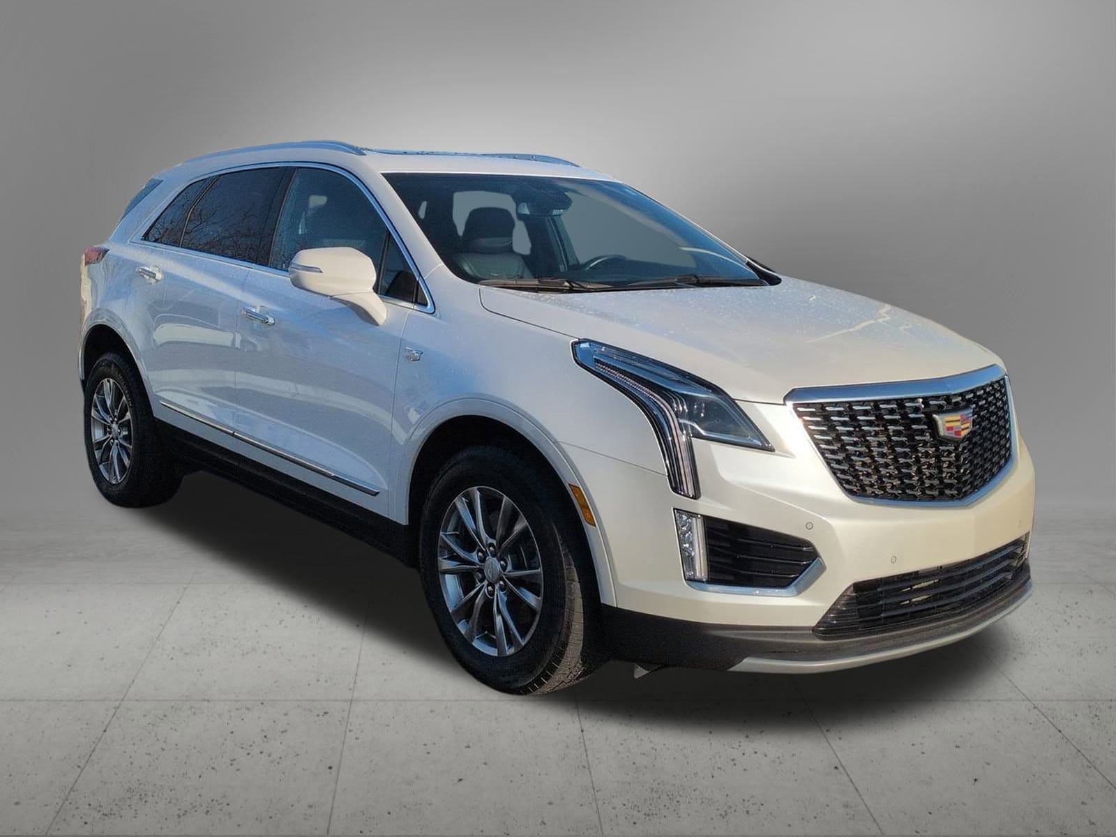 Thumbnail: 2023 Cadillac XT5 - 8