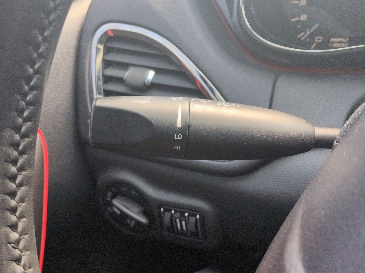 Thumbnail: 2015 Dodge Dart - 26