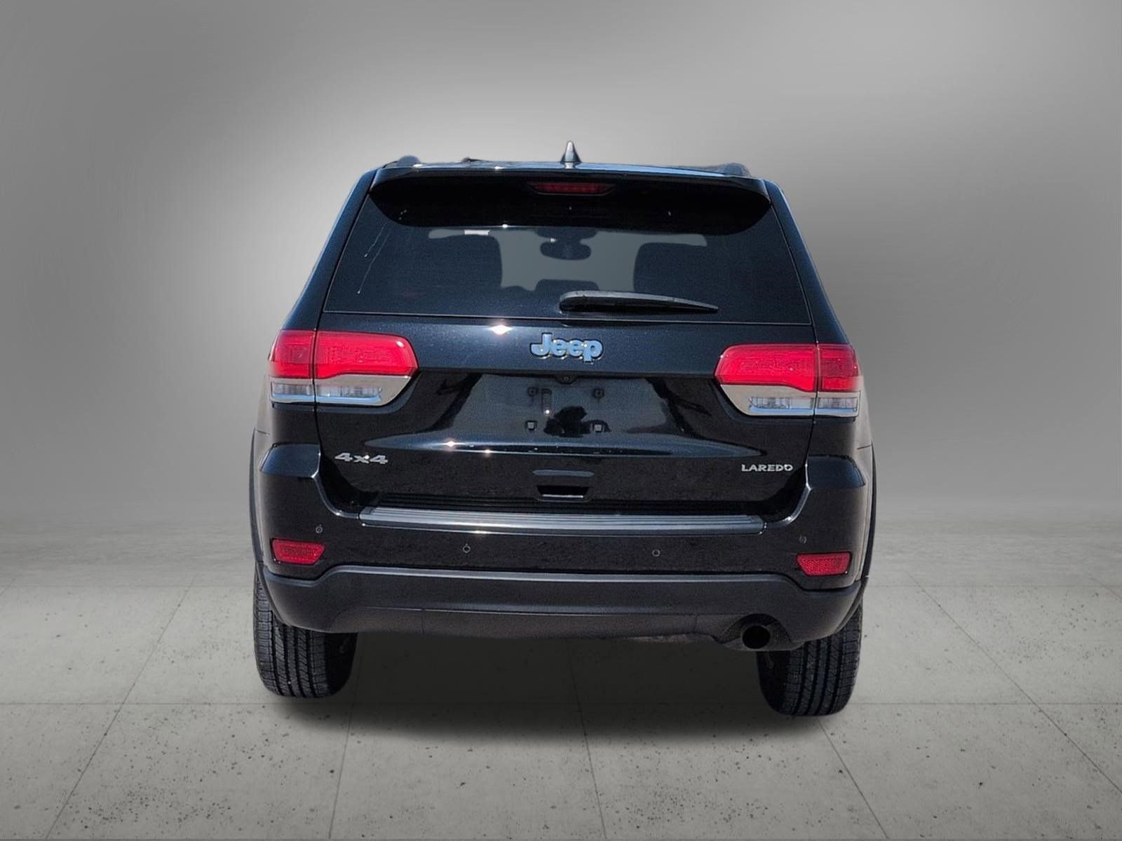 Thumbnail: 2017 Jeep Grand Cherokee - 5
