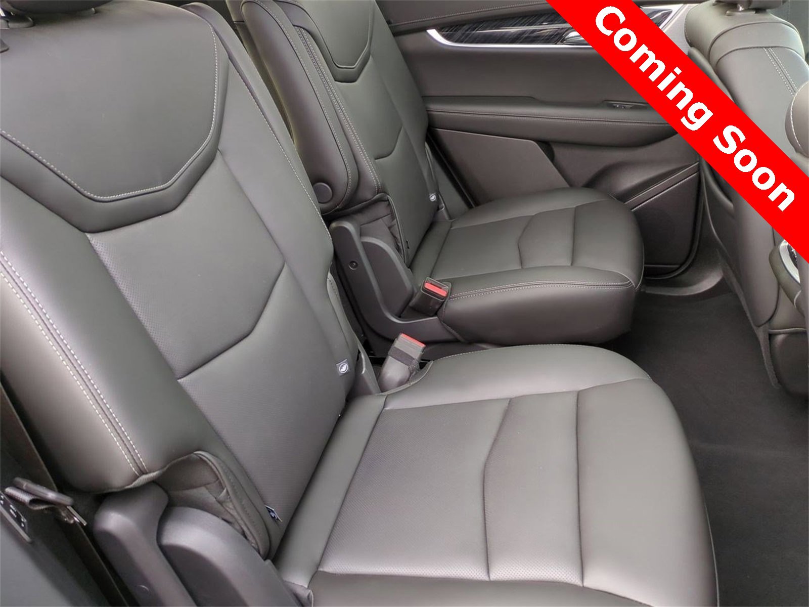 Thumbnail: 2024 Cadillac XT6 - 21