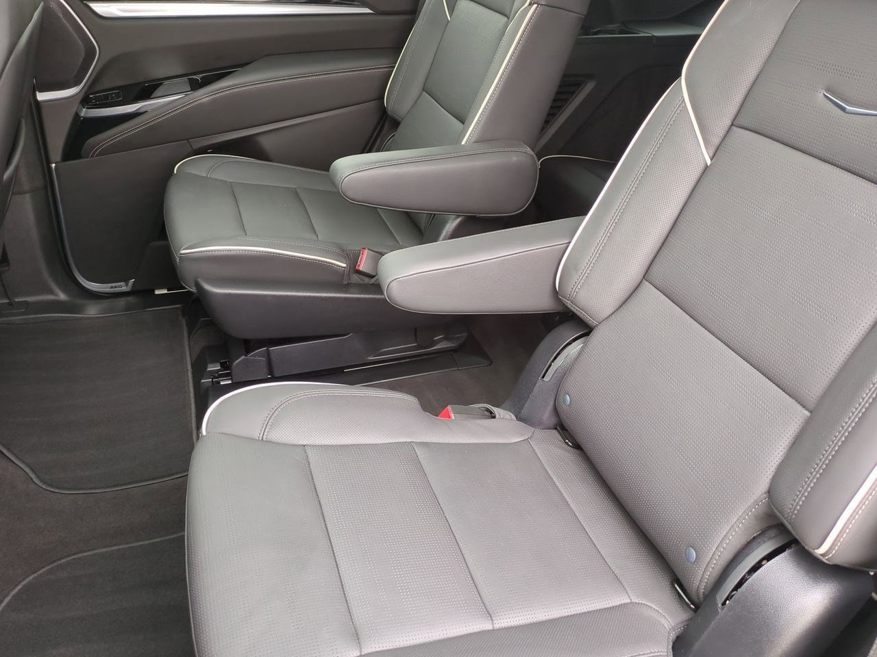 Thumbnail: 2025 Cadillac Escalade - 19