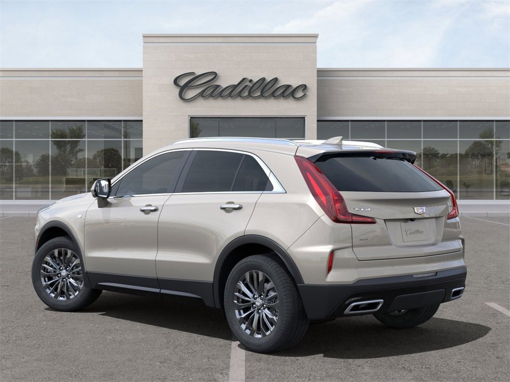 2024 Cadillac XT4 Premium Luxury 3