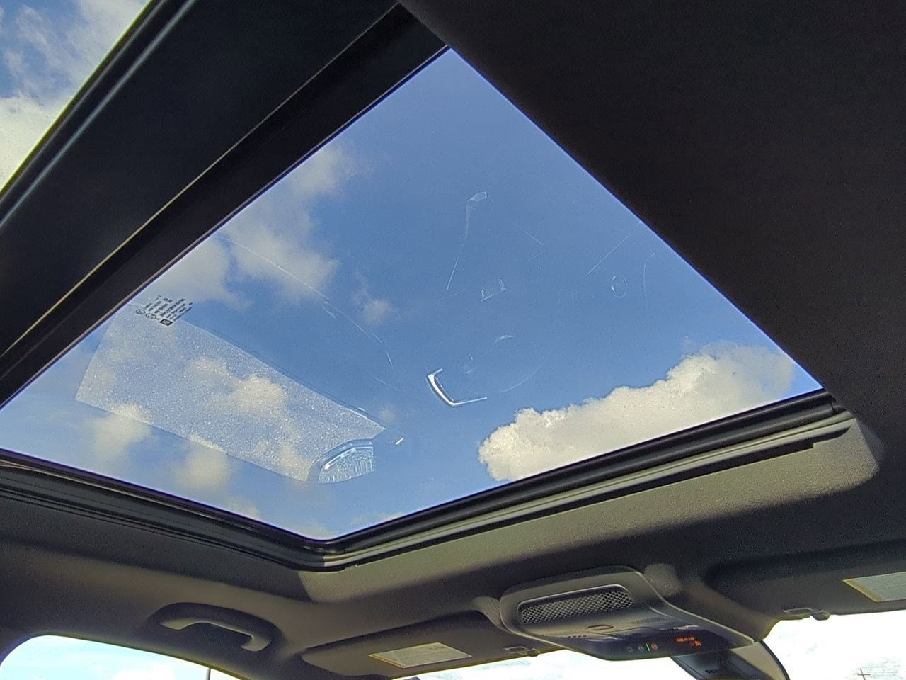 Thumbnail: 2024 Cadillac XT6 - 22