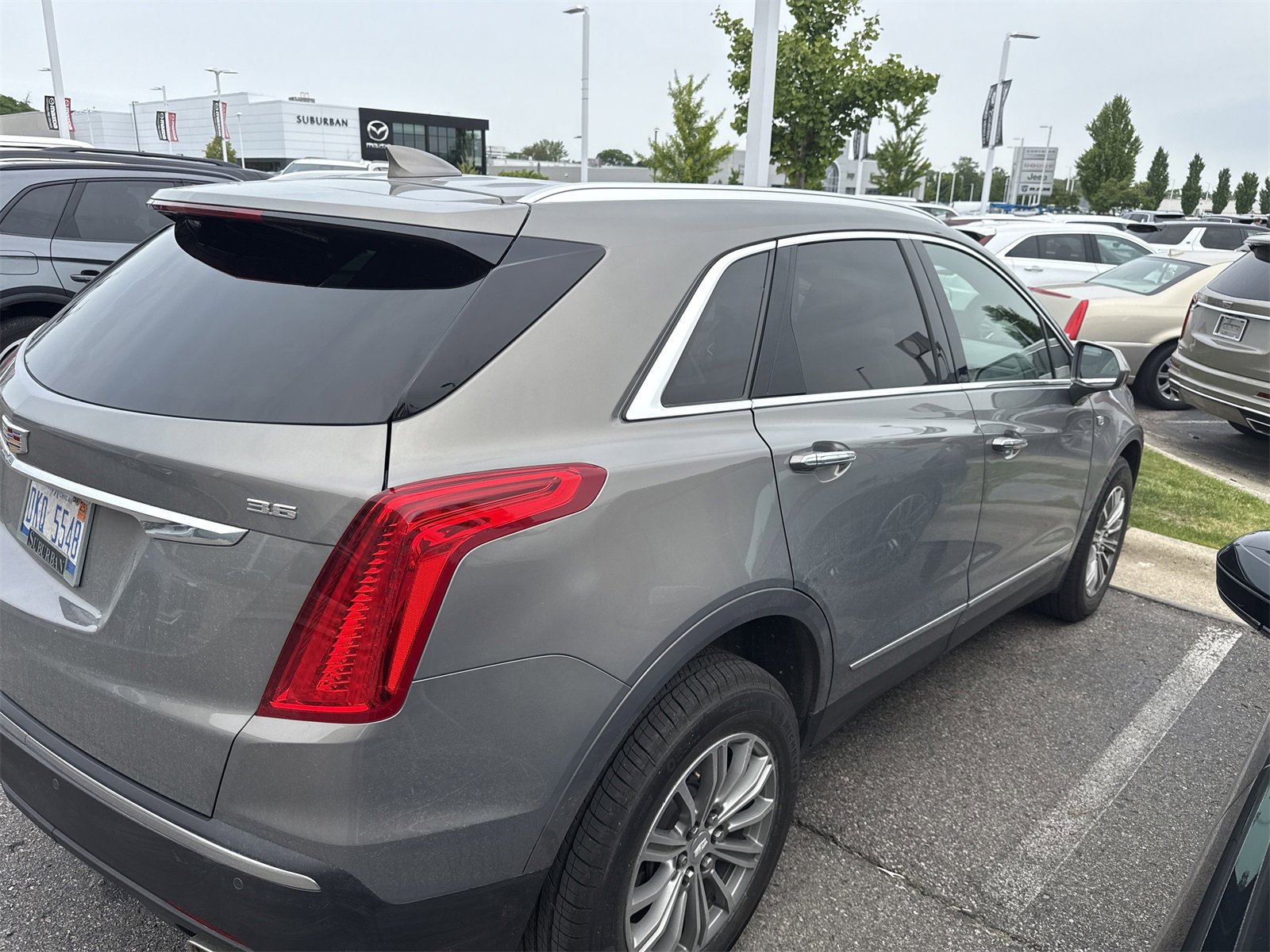 Thumbnail: 2018 Cadillac XT5 - 16