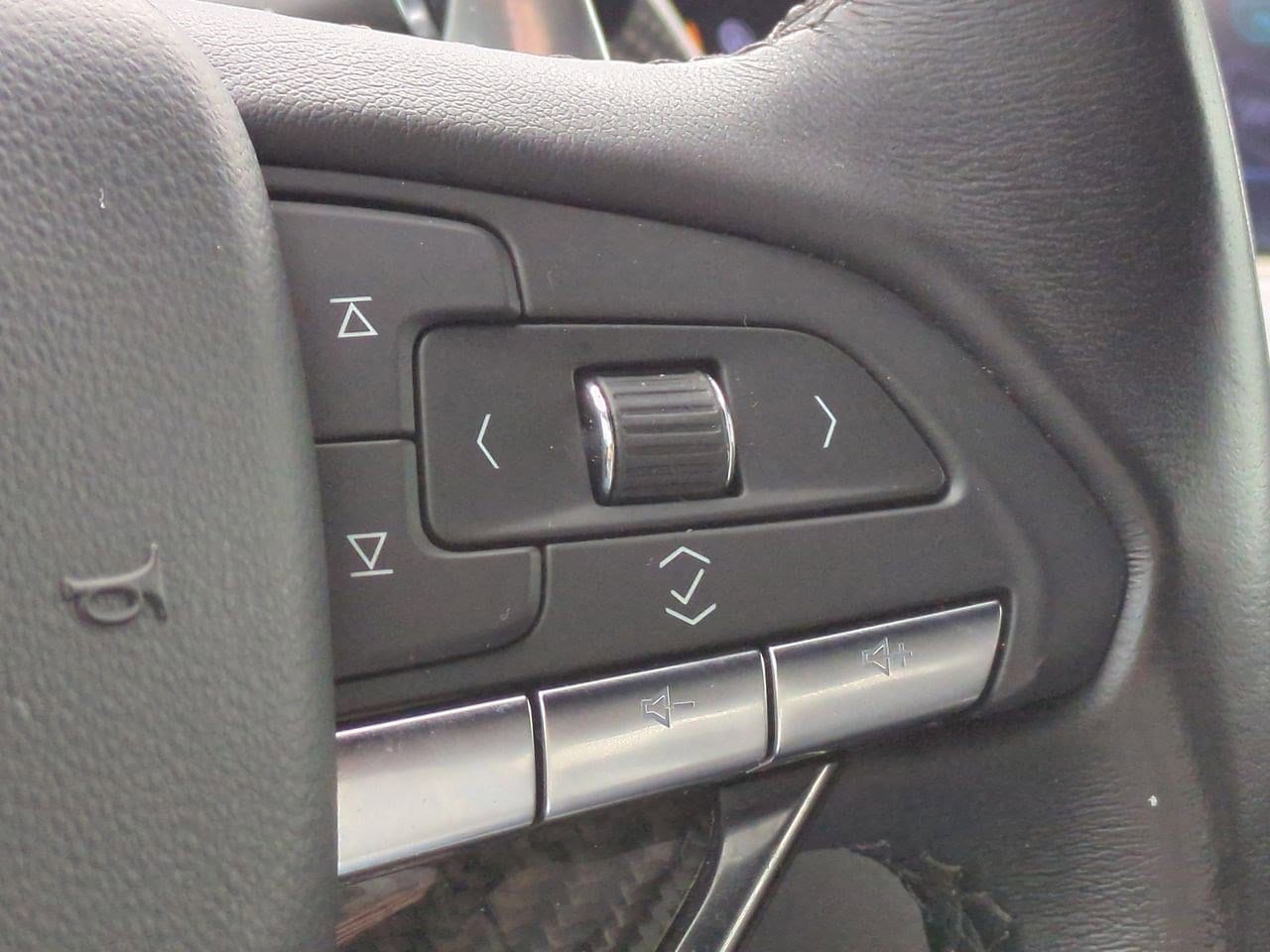 Thumbnail: 2024 Cadillac XT6 - 26