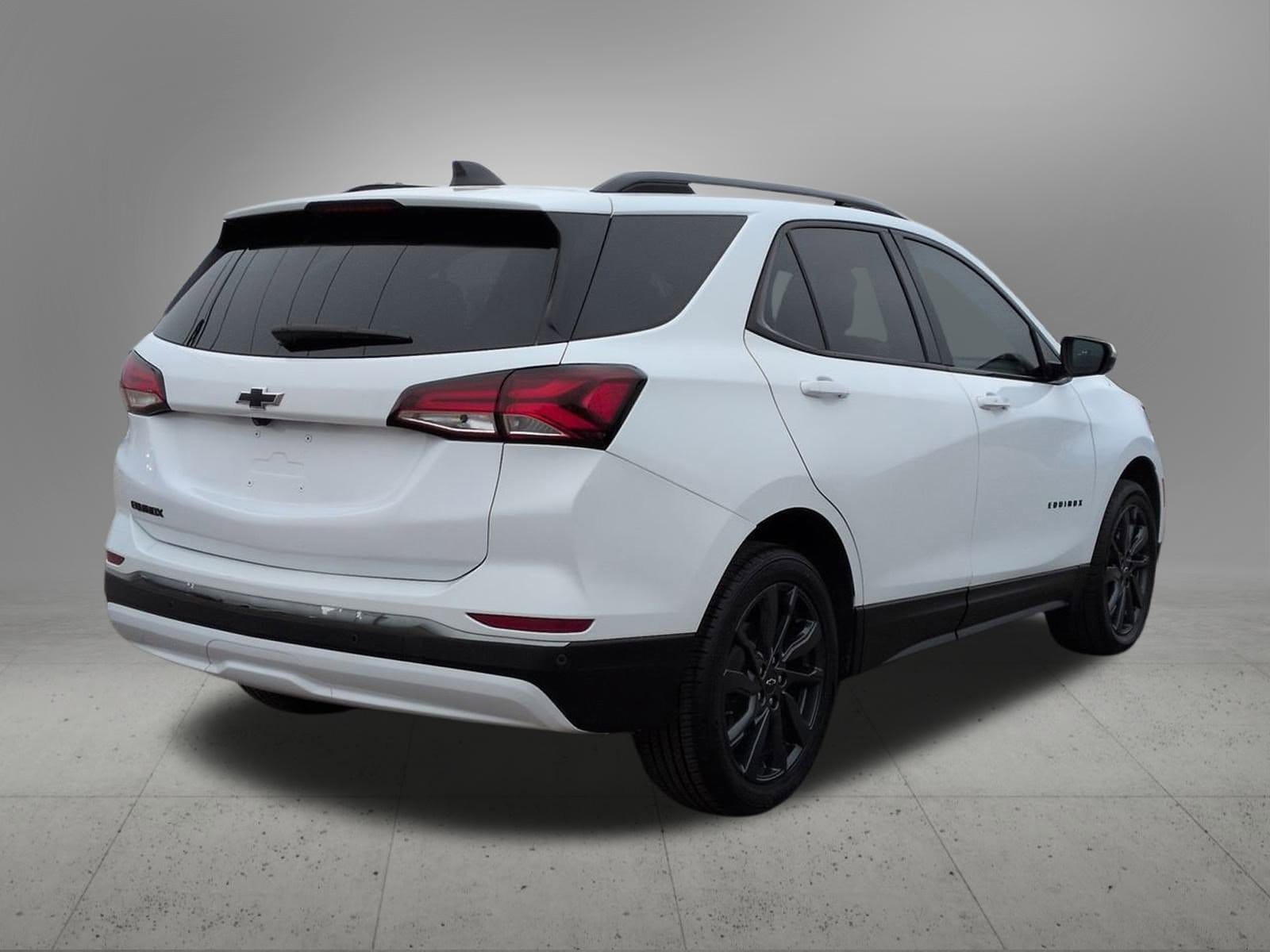 Thumbnail: 2023 Chevrolet Equinox - 6