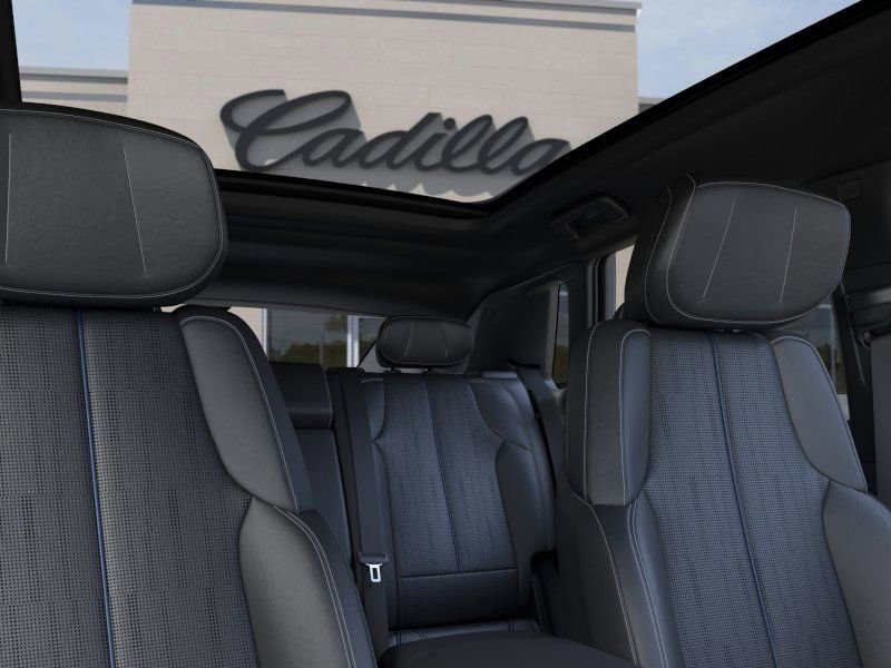Thumbnail: 2025 Cadillac Lyriq - 24