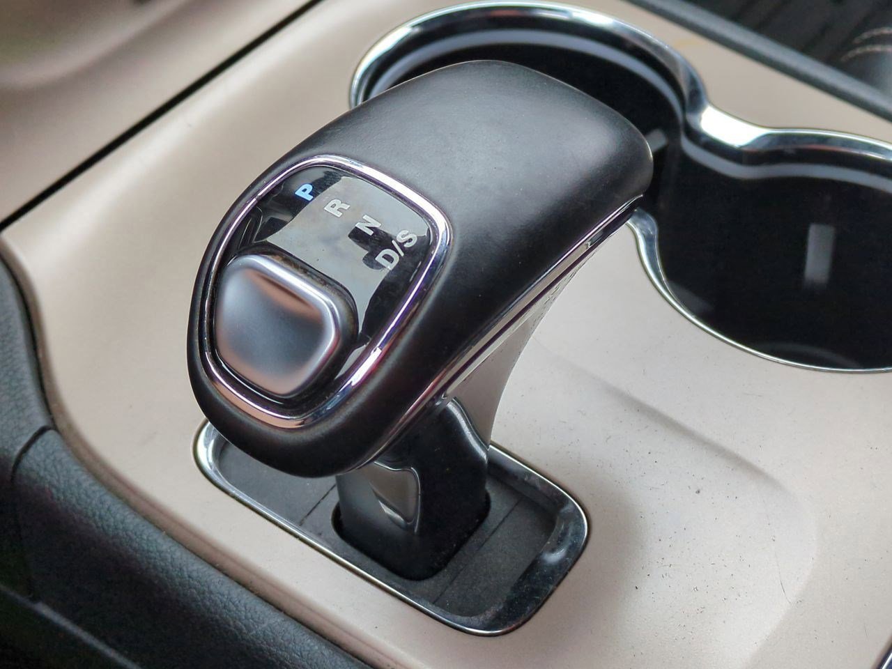 Thumbnail: 2014 Jeep Grand Cherokee - 31