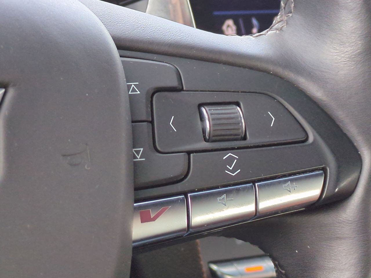 Thumbnail: 2023 Cadillac CT5 - 25