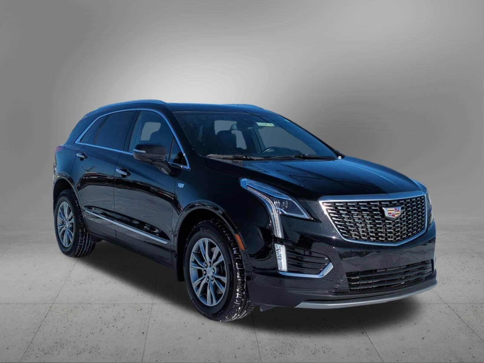 Thumbnail: 2023 Cadillac XT5 - 8