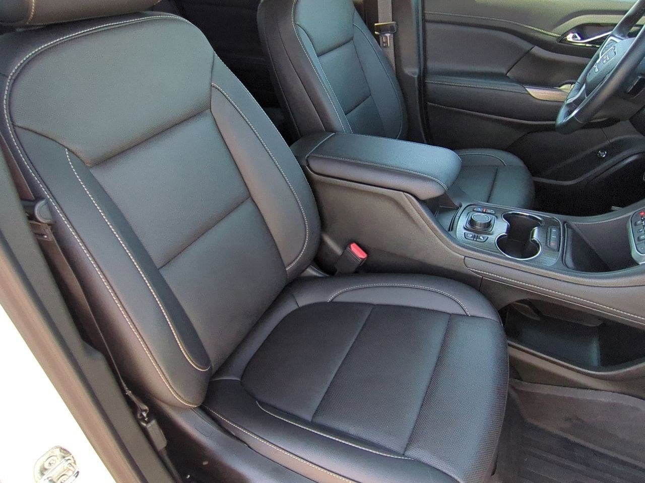 Thumbnail: 2023 GMC Acadia - 22