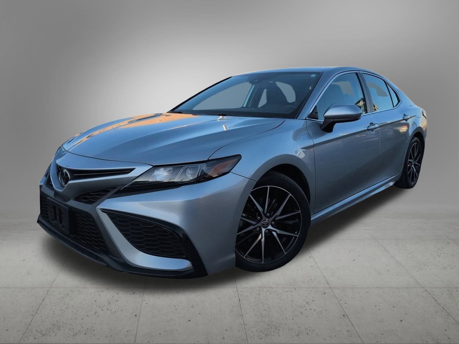 Thumbnail: 2021 Toyota Camry - 1