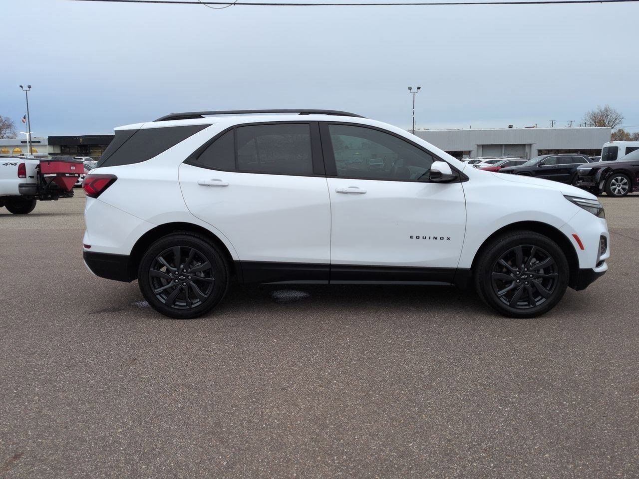 Thumbnail: 2023 Chevrolet Equinox - 7