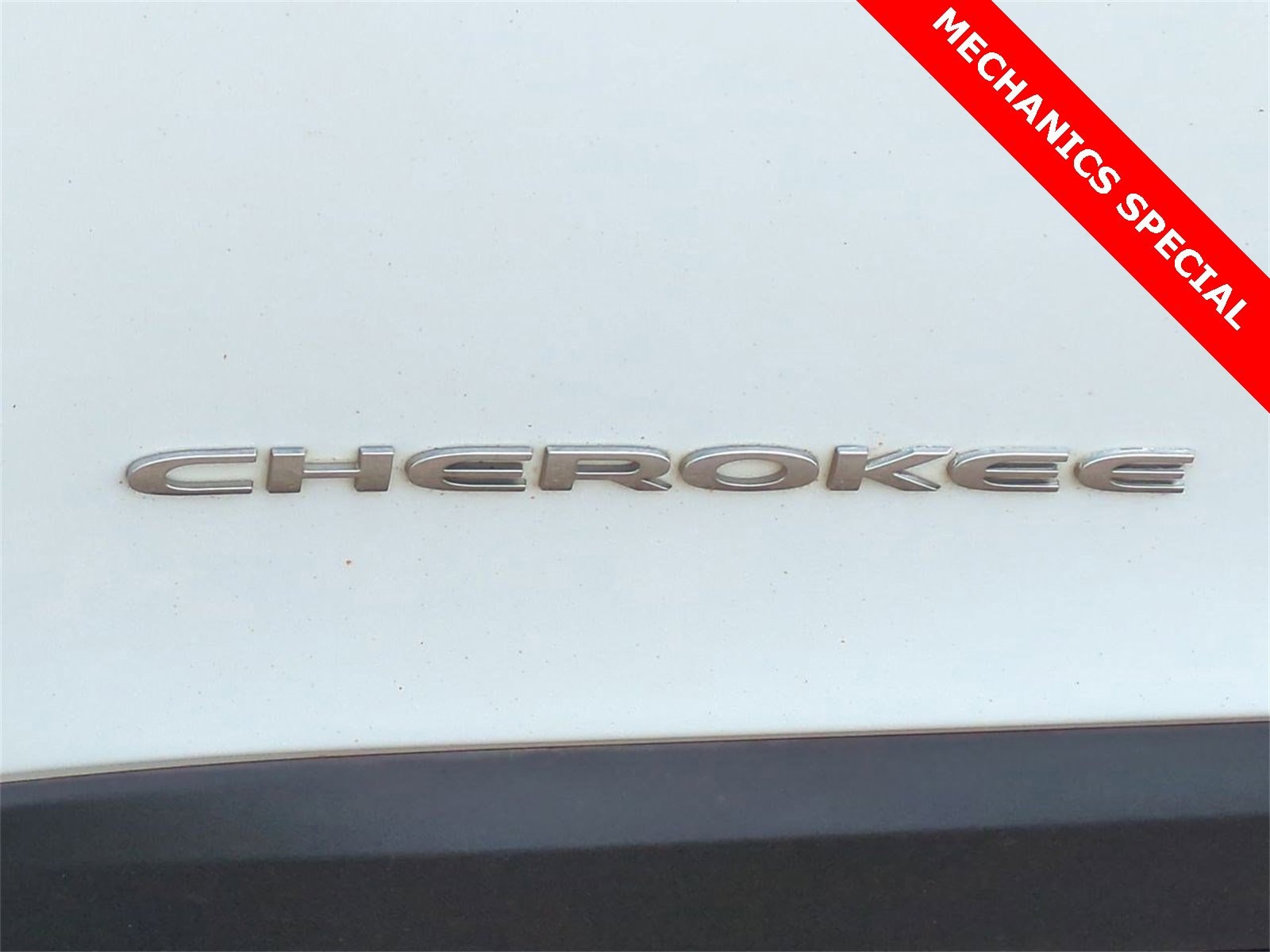 Thumbnail: 2015 Jeep Cherokee - 12