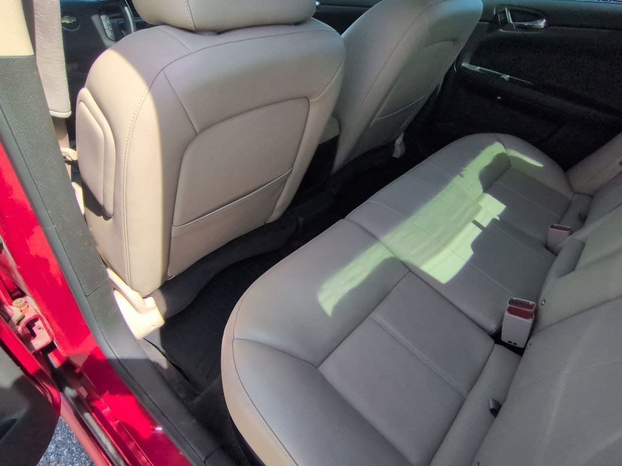 Thumbnail: 2012 Chevrolet Impala - 18