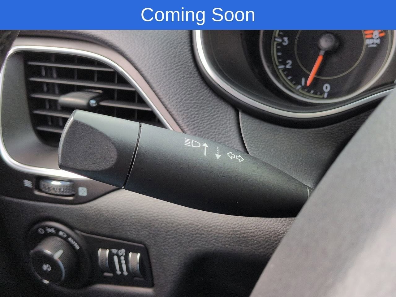 Thumbnail: 2019 Jeep Cherokee - 26