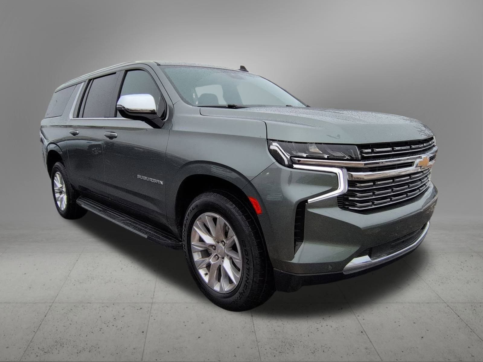 Thumbnail: 2023 Chevrolet Suburban - 8