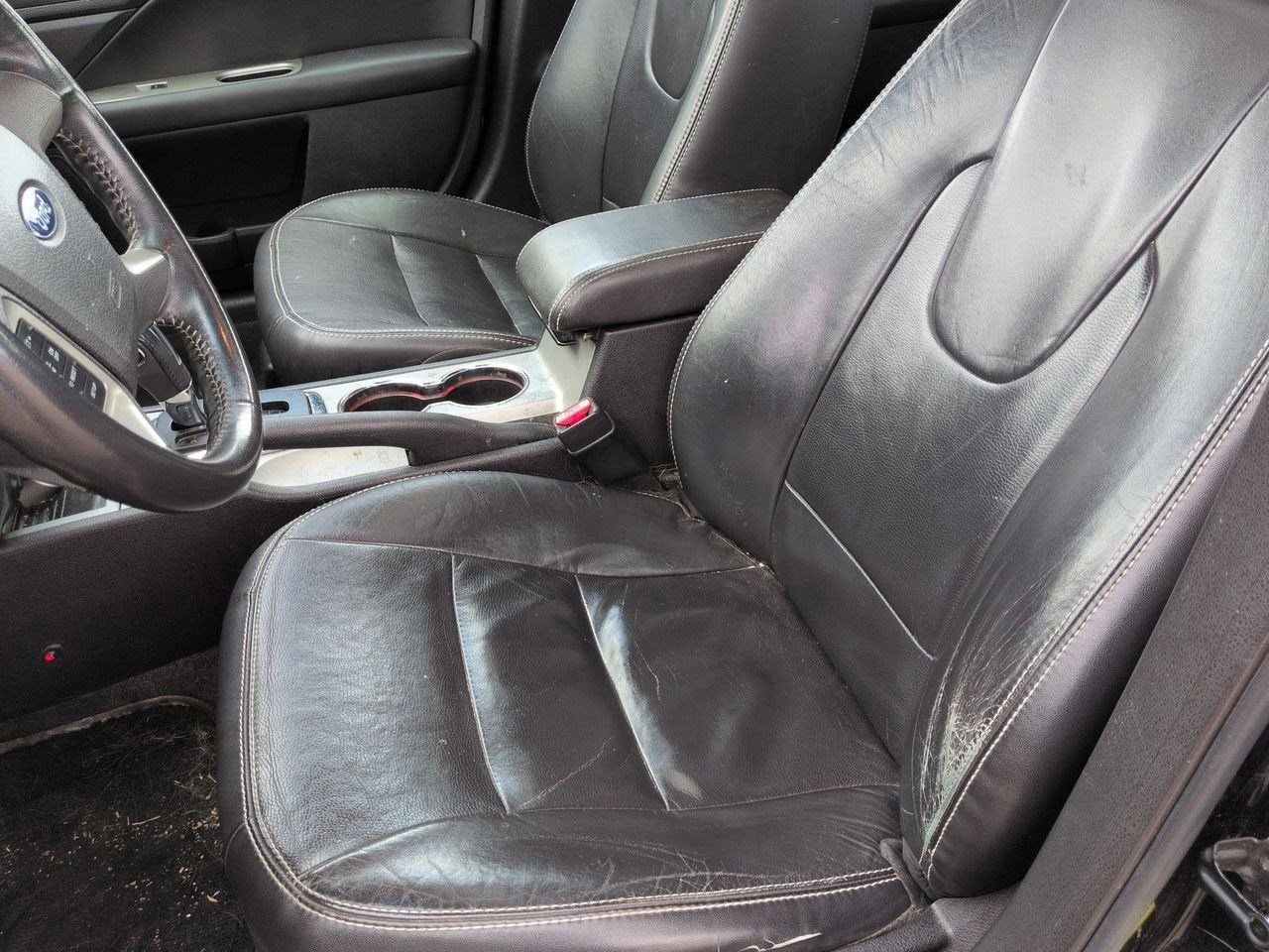 Thumbnail: 2011 Ford Fusion - 14