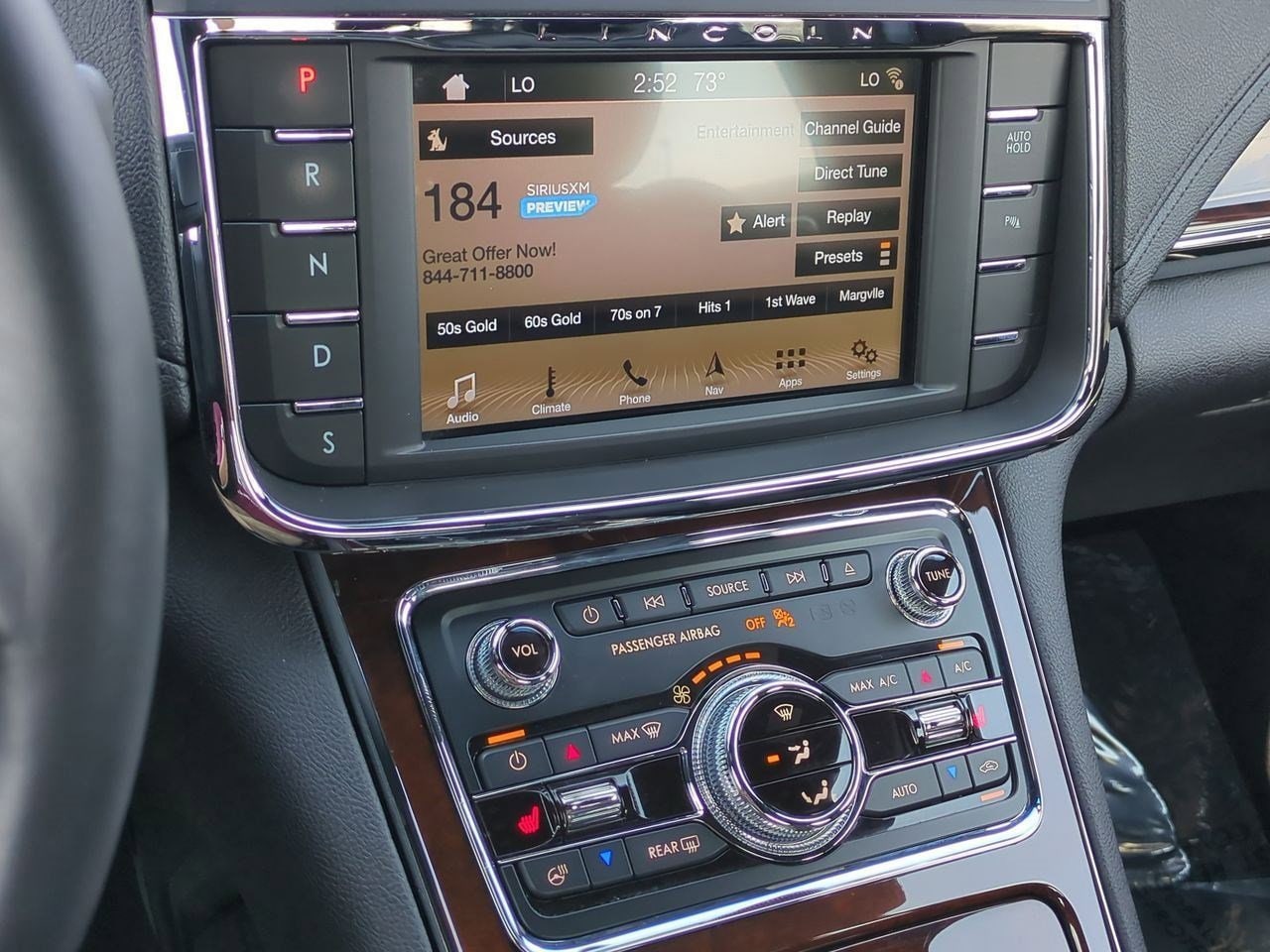 Thumbnail: 2017 Lincoln Continental - 26
