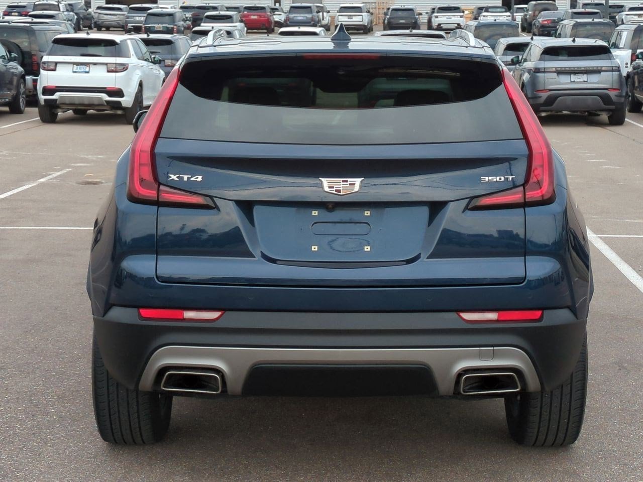 Thumbnail: 2021 Cadillac XT4 - 5