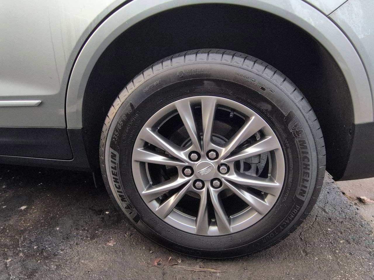 Thumbnail: 2023 Cadillac XT5 - 13