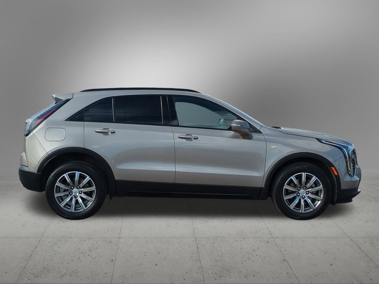 Thumbnail: 2023 Cadillac XT4 - 7