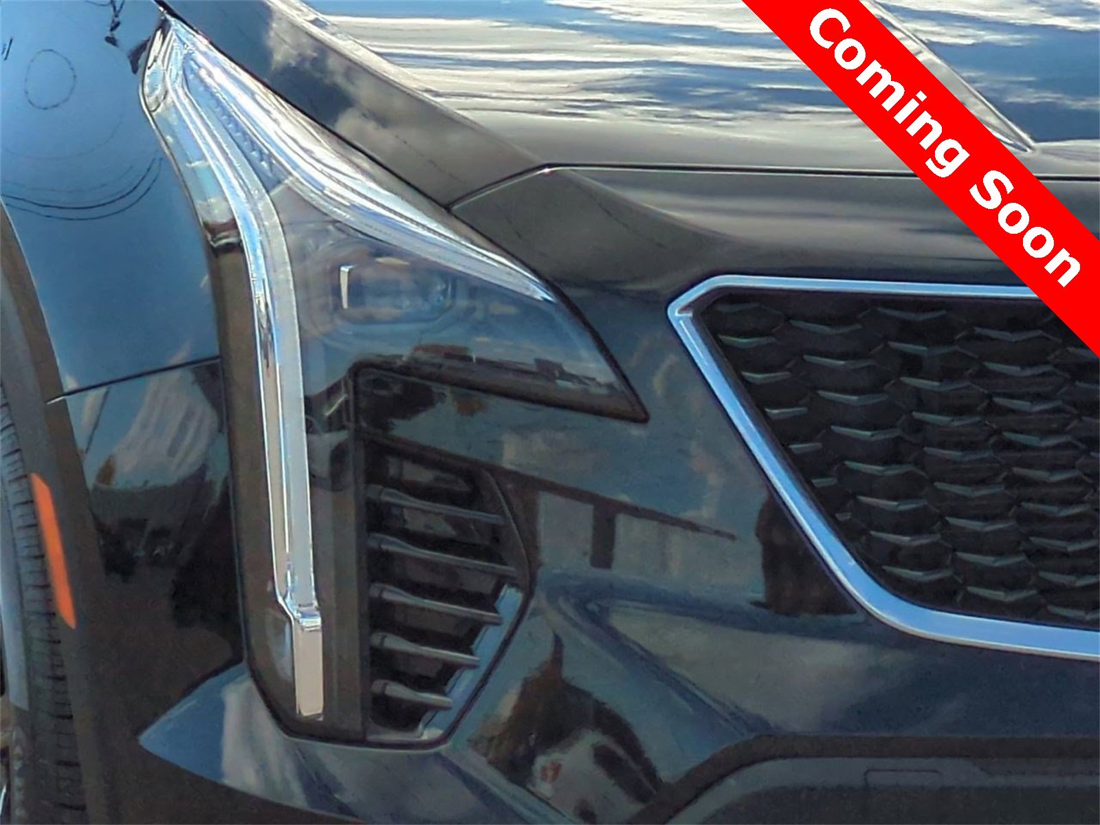 Thumbnail: 2023 Cadillac XT4 - 10