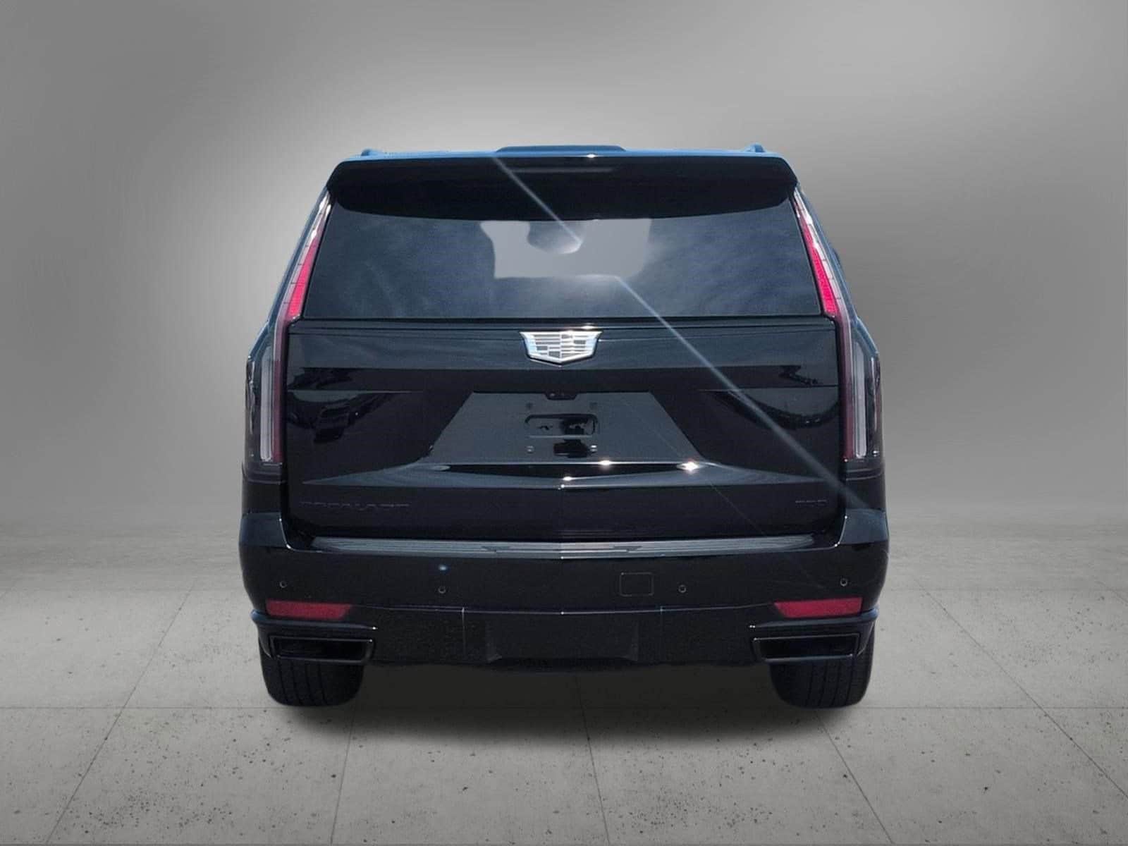 Thumbnail: 2023 Cadillac Escalade - 4