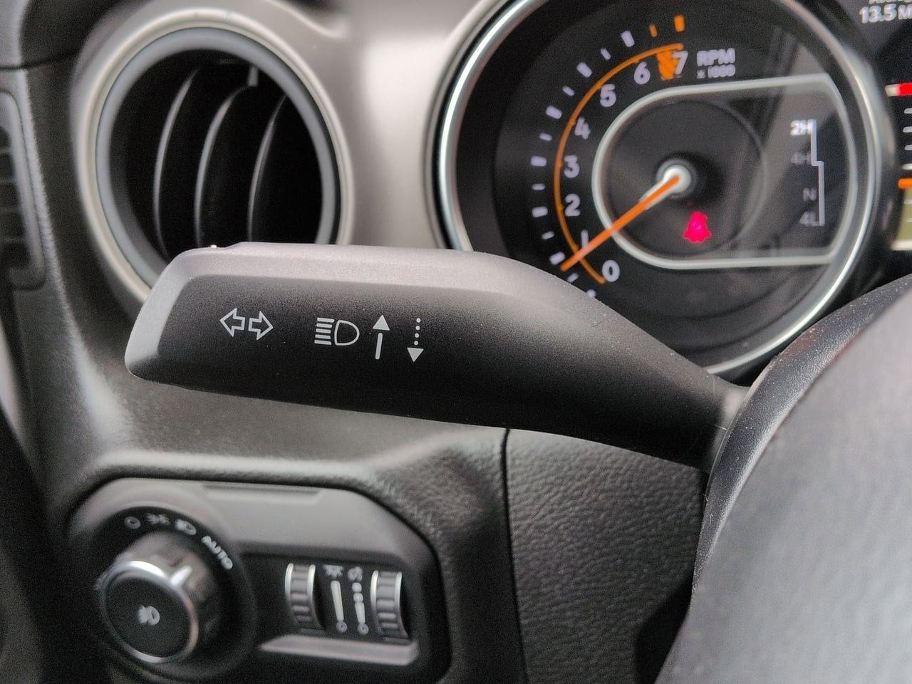 Thumbnail: 2022 Jeep Wrangler - 25