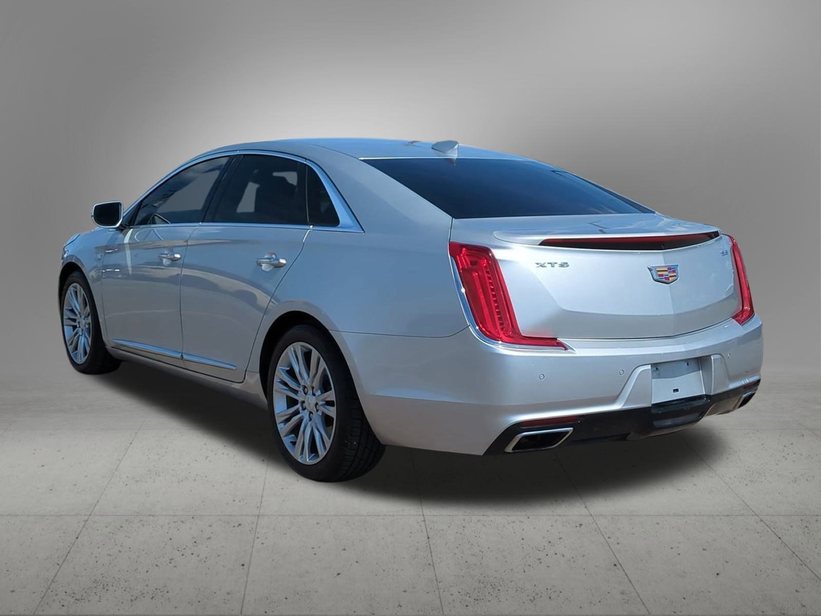 2019 Cadillac XTS Luxury photo 4