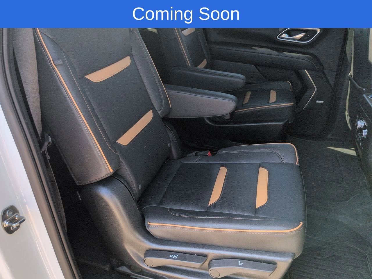 Thumbnail: 2023 GMC Yukon XL - 21