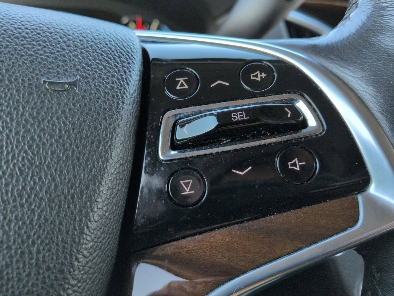 Thumbnail: 2020 Cadillac Escalade - 27