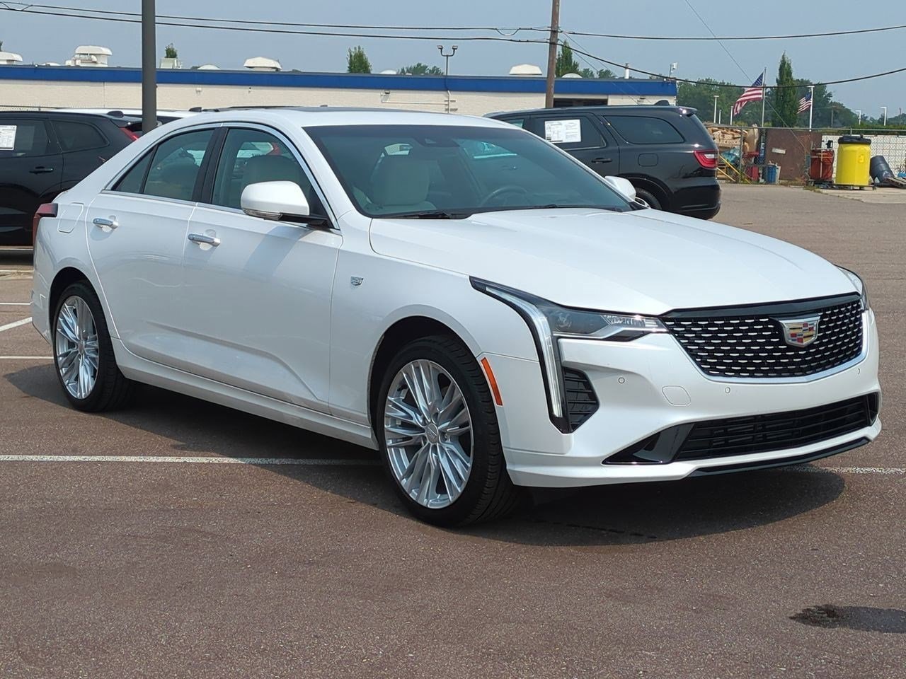 Thumbnail: 2023 Cadillac CT4 - 8