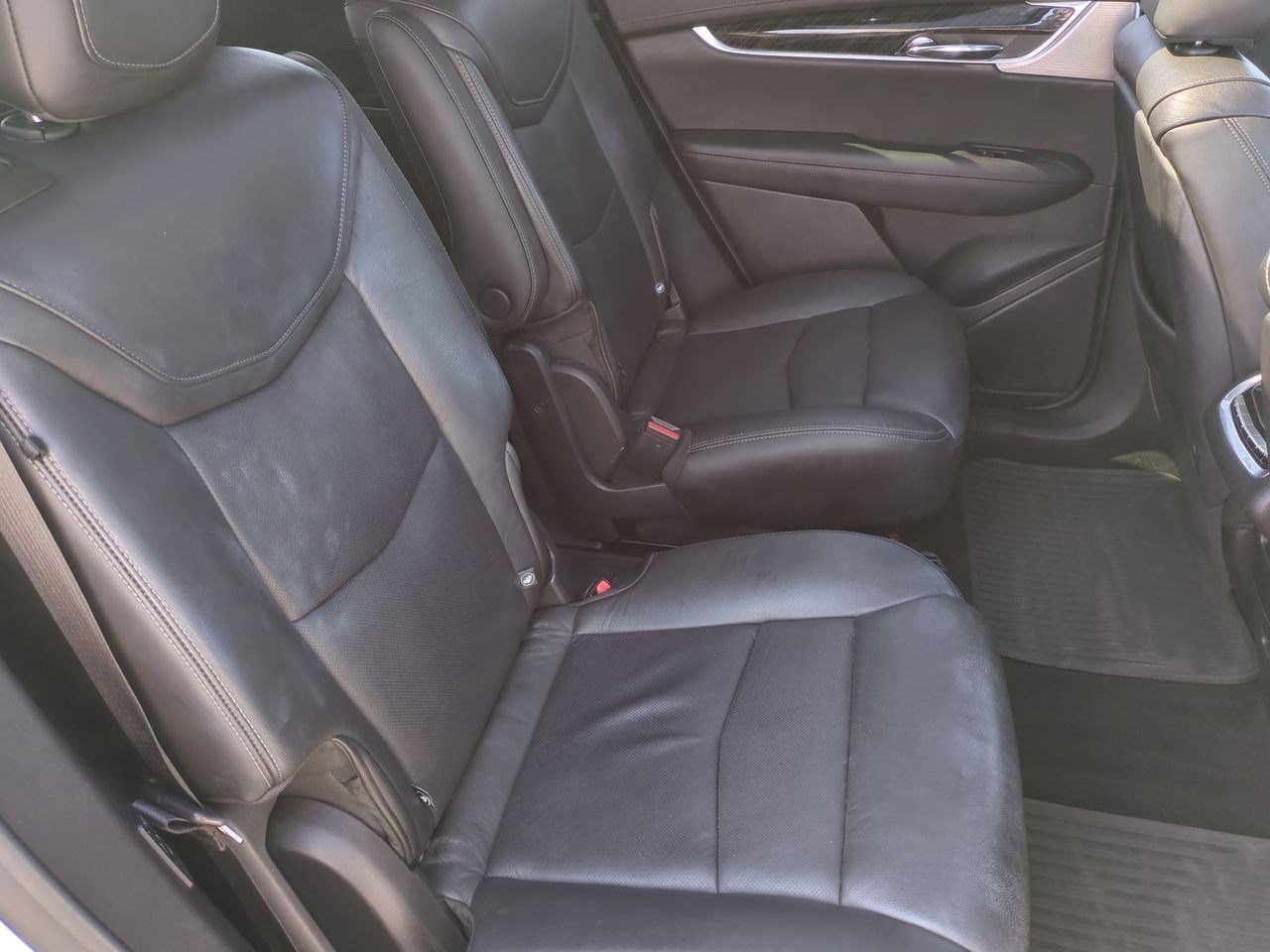 Thumbnail: 2020 Cadillac XT6 - 21
